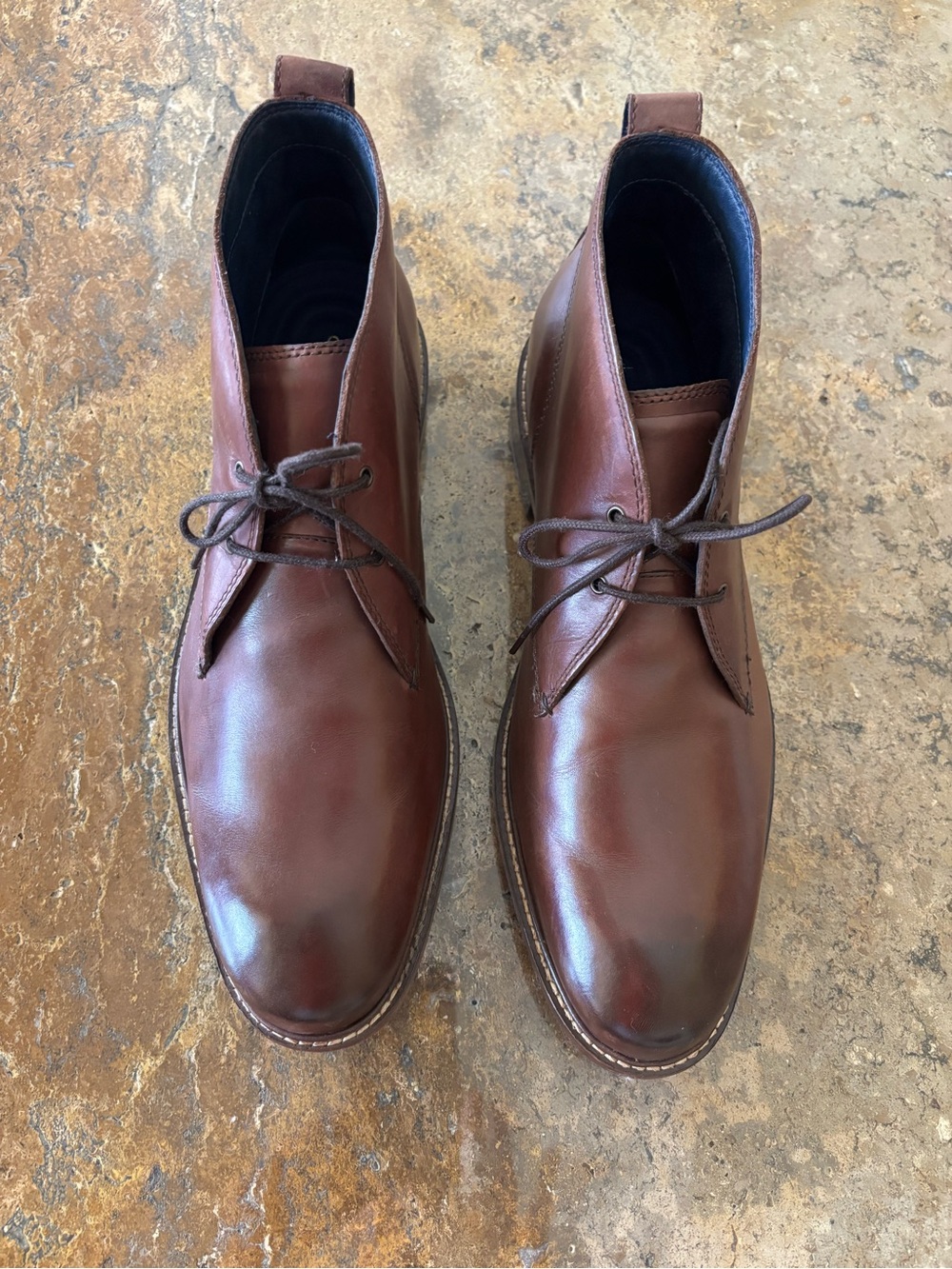 Cole Haan Men’s Chestnut Brown Leather Chukka Boots